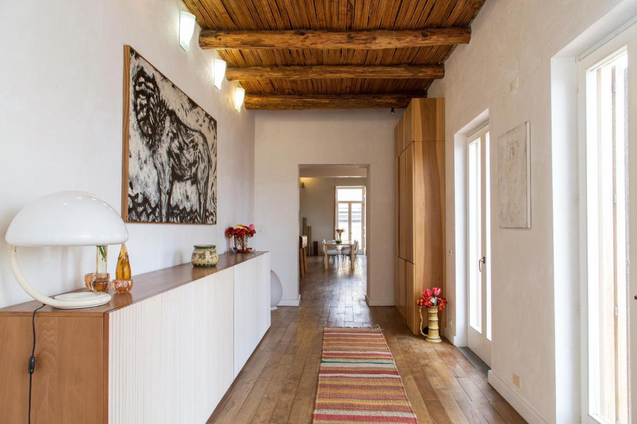 La Casa Nel Cuore Della Citta Apartment Napoli Bagian luar foto