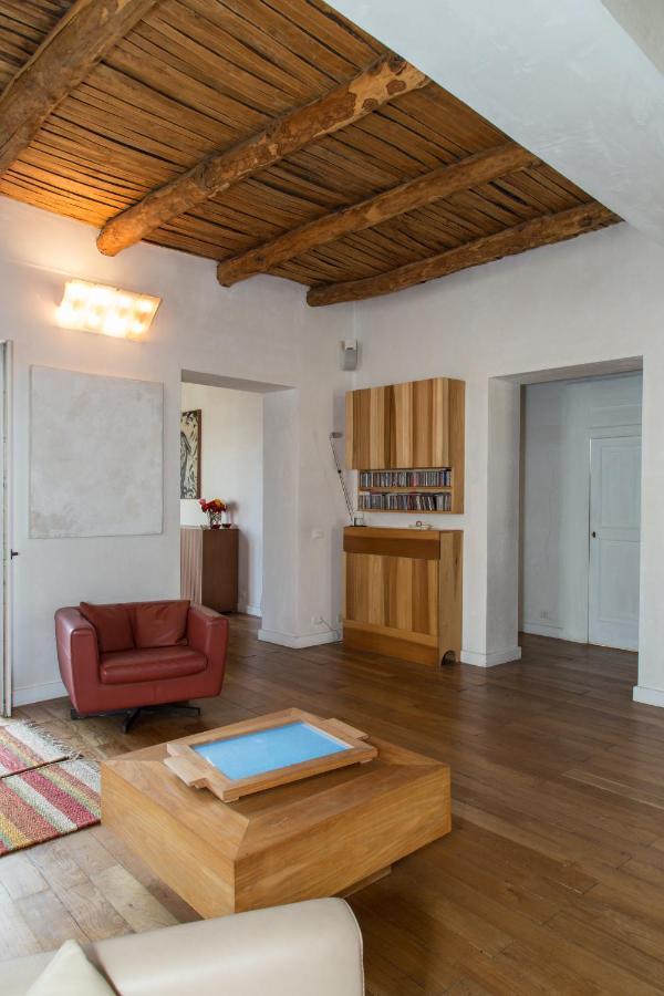 La Casa Nel Cuore Della Citta Apartment Napoli Bagian luar foto